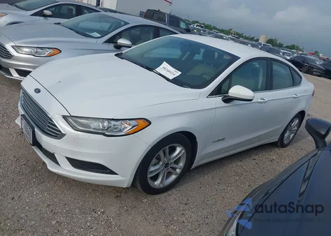 2018 Ford Fusion S Hybrid z USA, uszkodzony, nr VIN 3FA6P0UU8JR100874